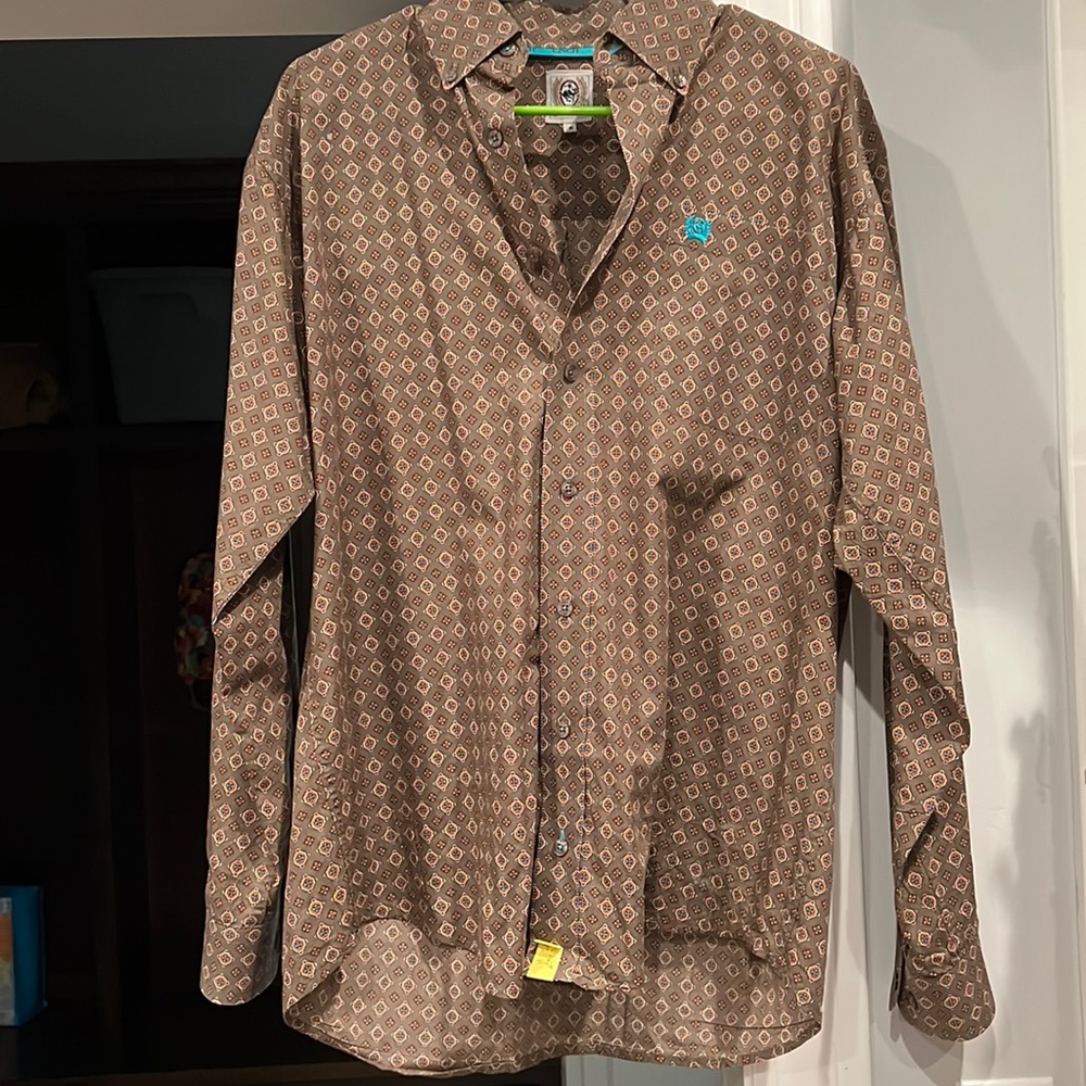 Cinch button down